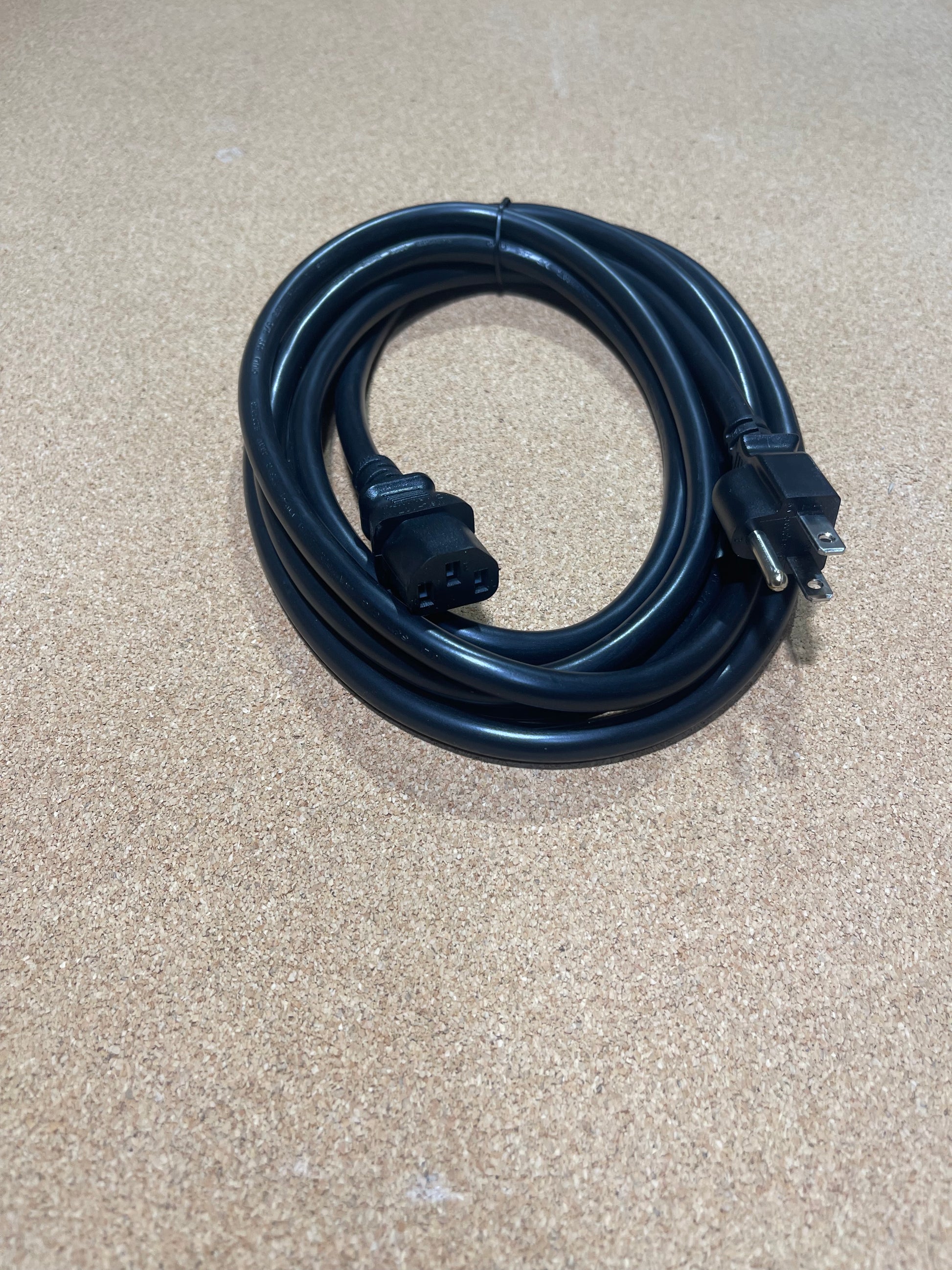 Peacemaker 120v replacement power cord only (view 1) – SkillAbove RV Tech Tools
