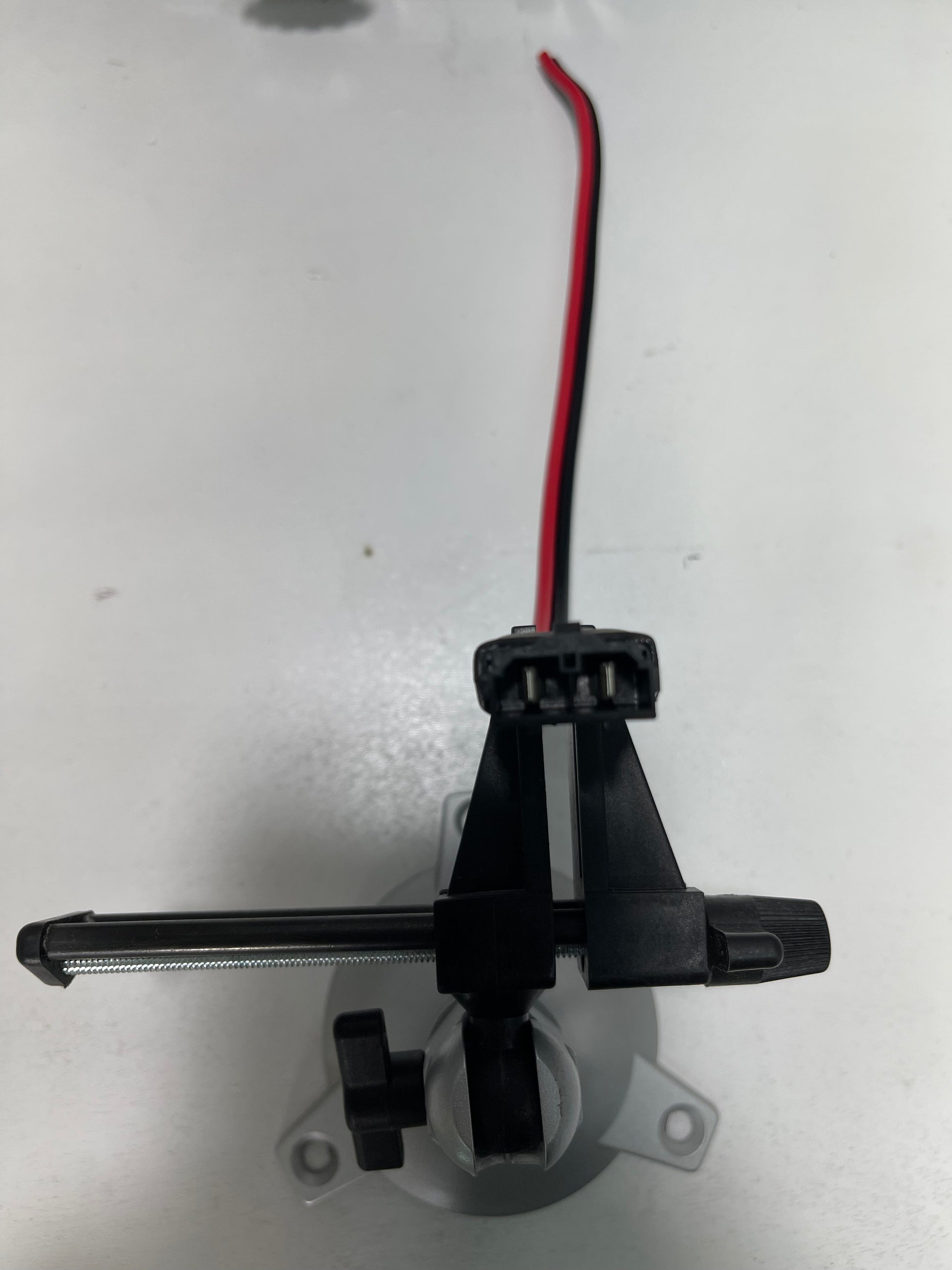 2 circuit male contacts pigtail (choose wire size) (view 2) – SkillAbove RV Tech Tools