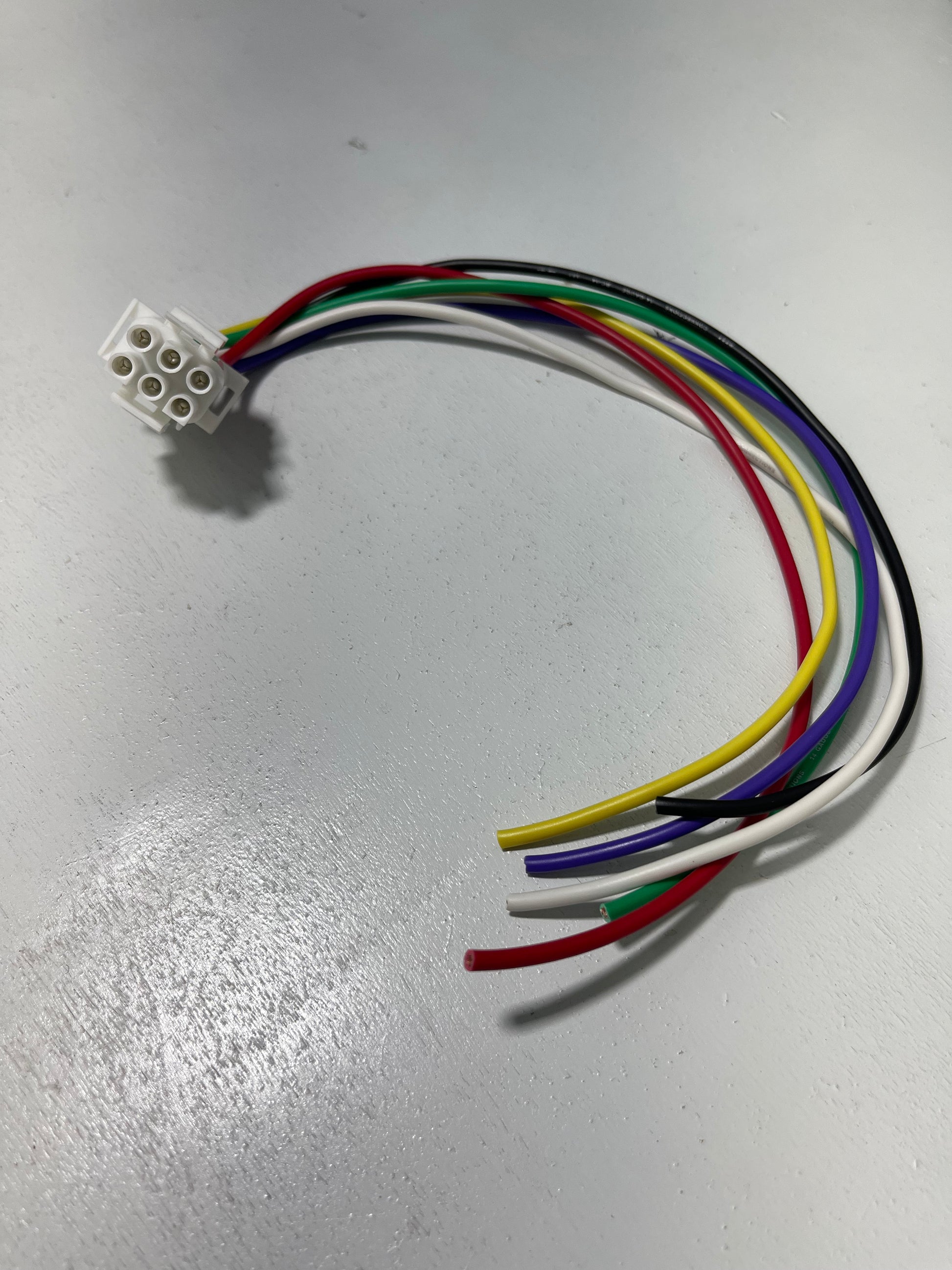 6 circuit male contacts 14awg pigtail (view 1) – SkillAbove RV Tech Tools