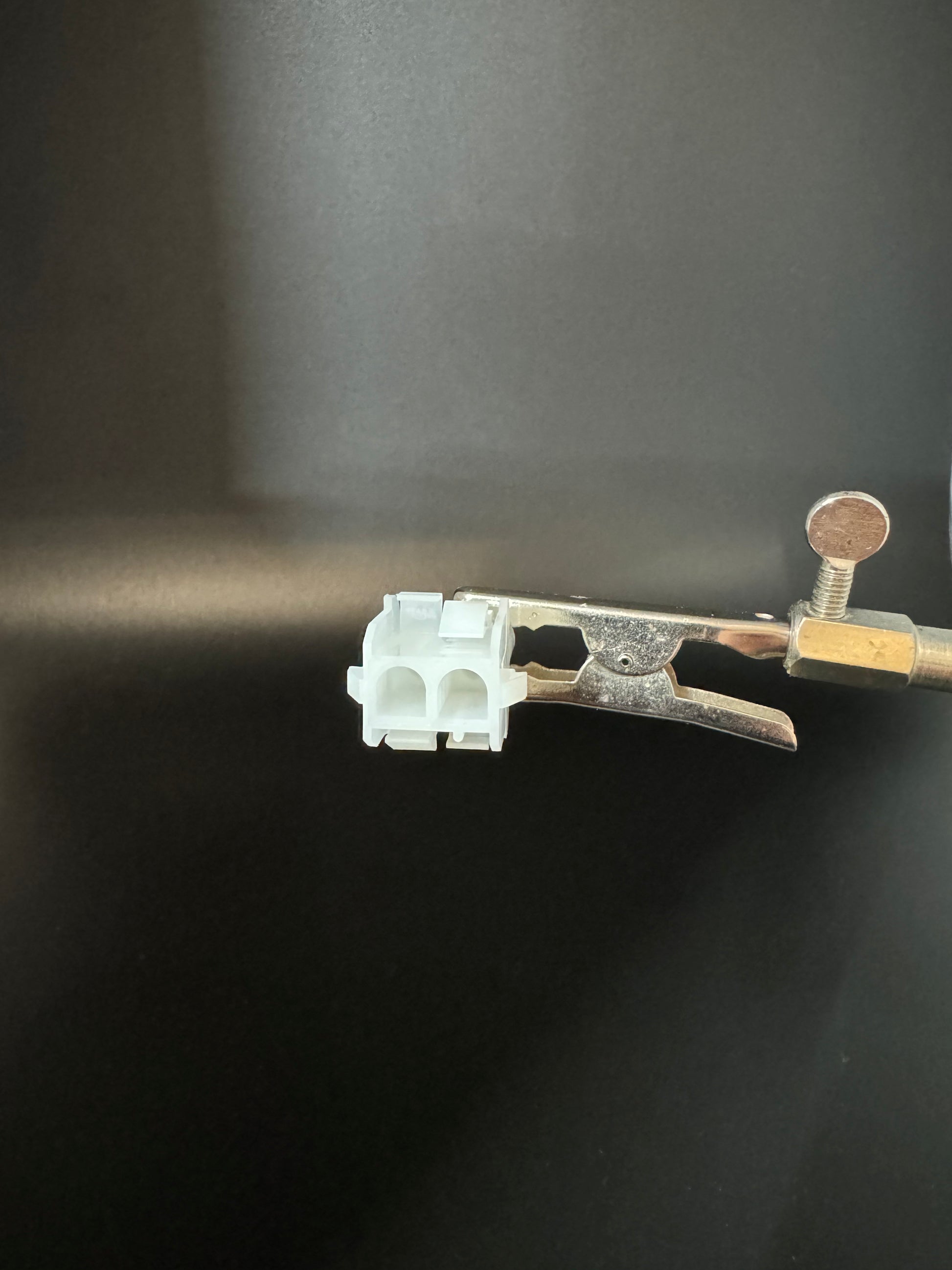 2 circuit Rv connector (view 1) – SkillAbove RV Tech Tools