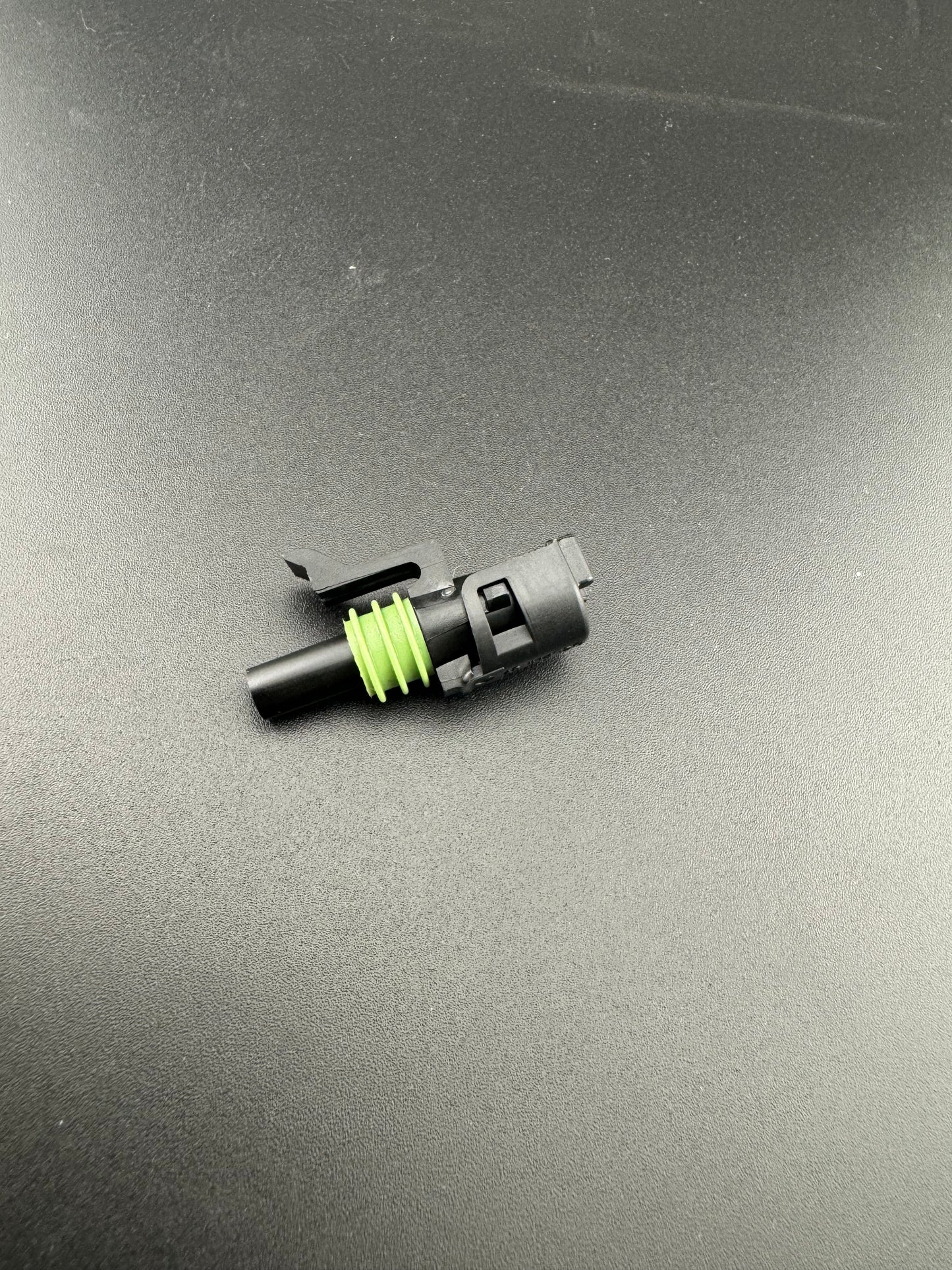 1 circuit Rv connector (view 3) – SkillAbove RV Tech Tools