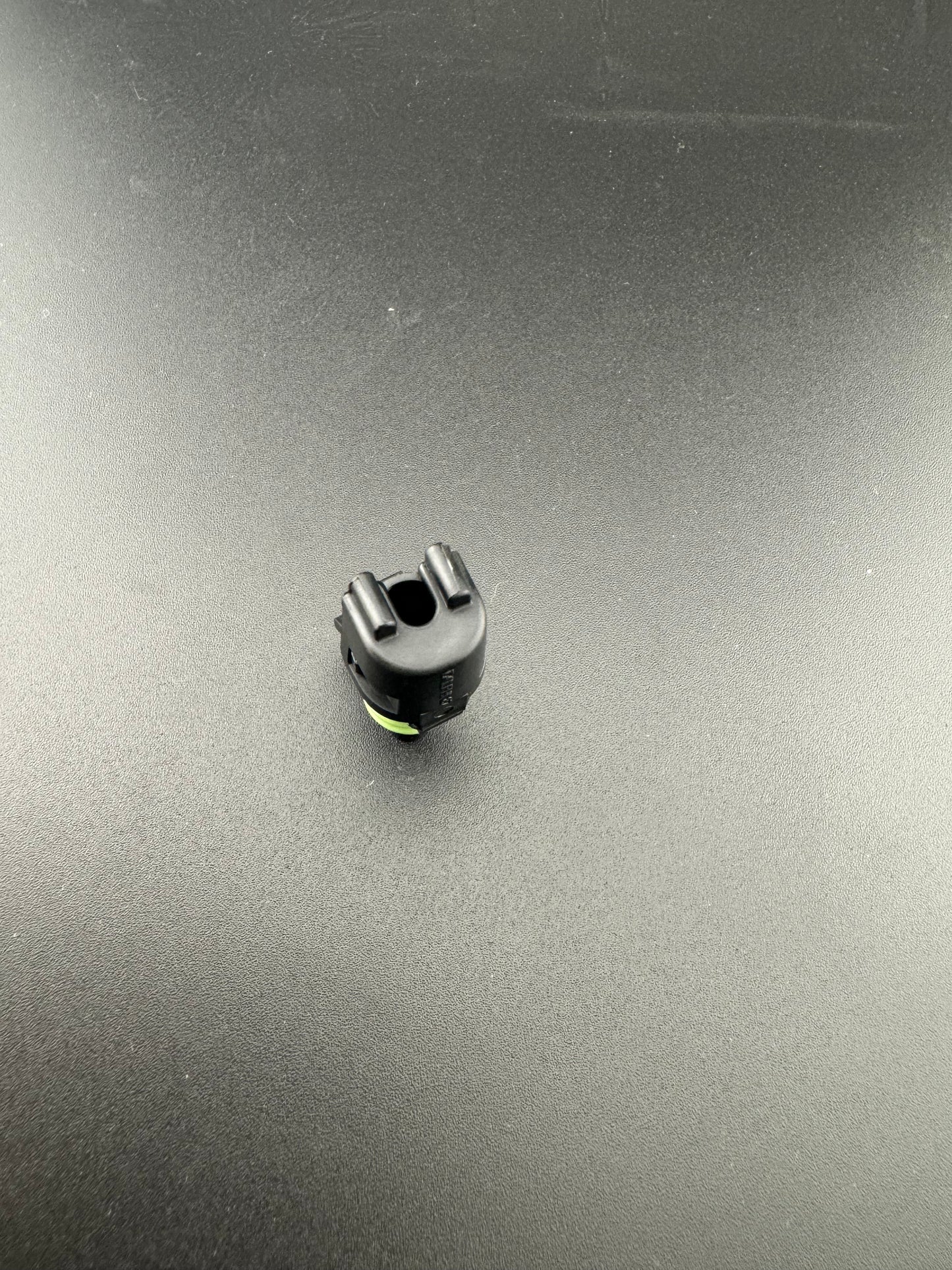 1 circuit Rv connector (view 4) – SkillAbove RV Tech Tools