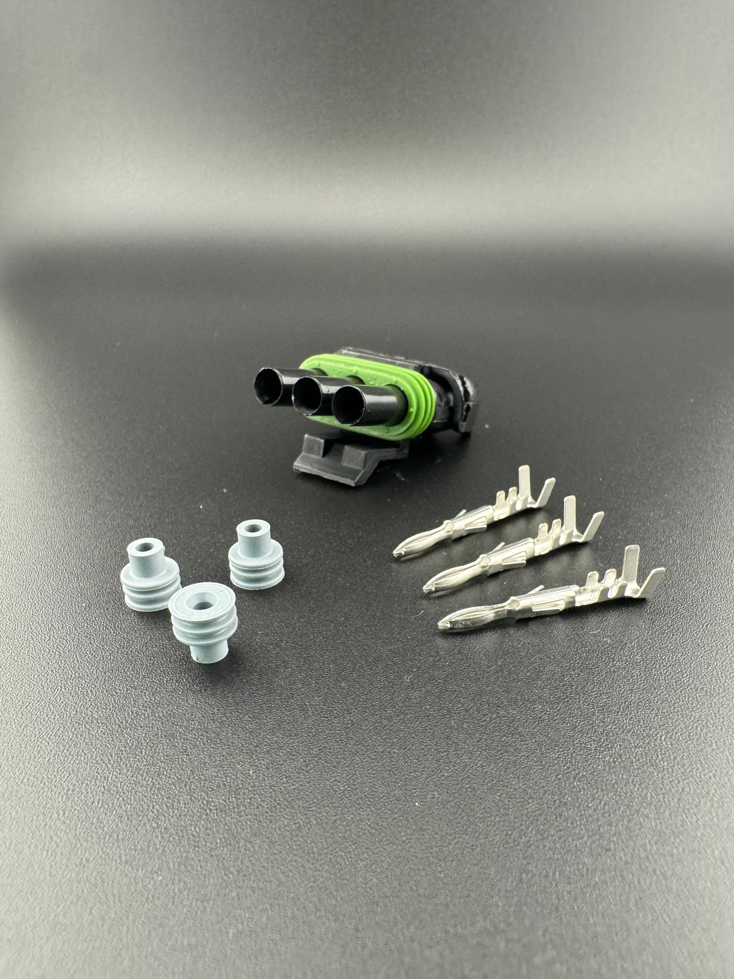 3 circuit Rv connector (view 7) – SkillAbove RV Tech Tools