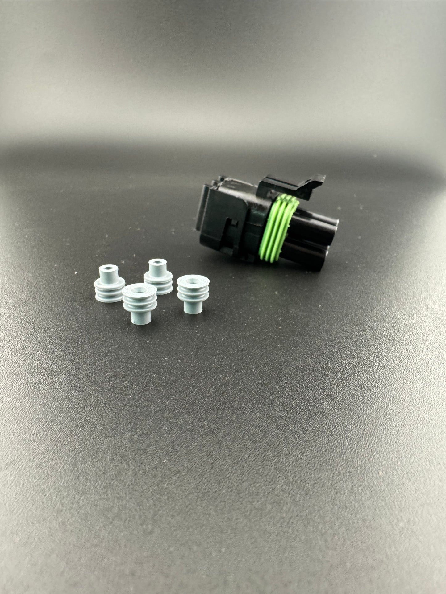 4 circuit Rv connector (view 4) – SkillAbove RV Tech Tools