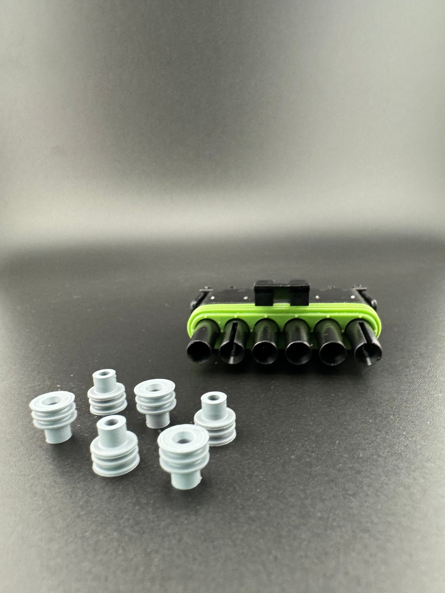 6 circuit Rv connector (view 1) – SkillAbove RV Tech Tools