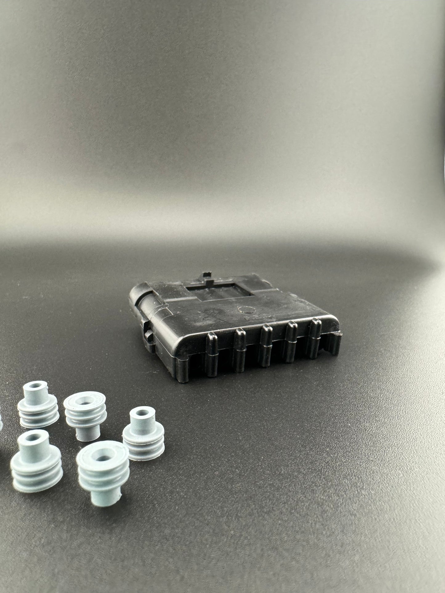 6 circuit Rv connector (view 4) – SkillAbove RV Tech Tools