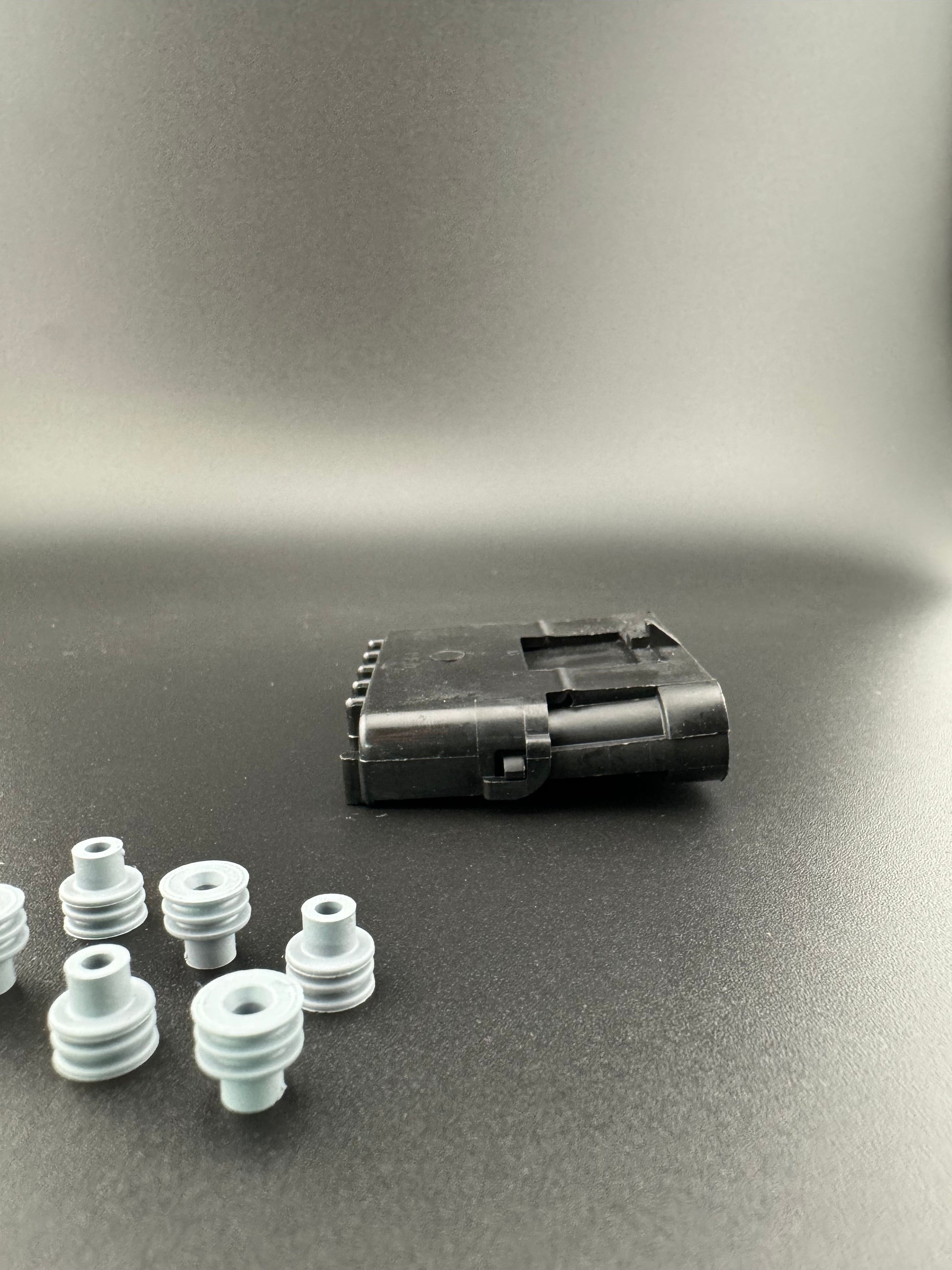 6 circuit Rv connector (view 5) – SkillAbove RV Tech Tools