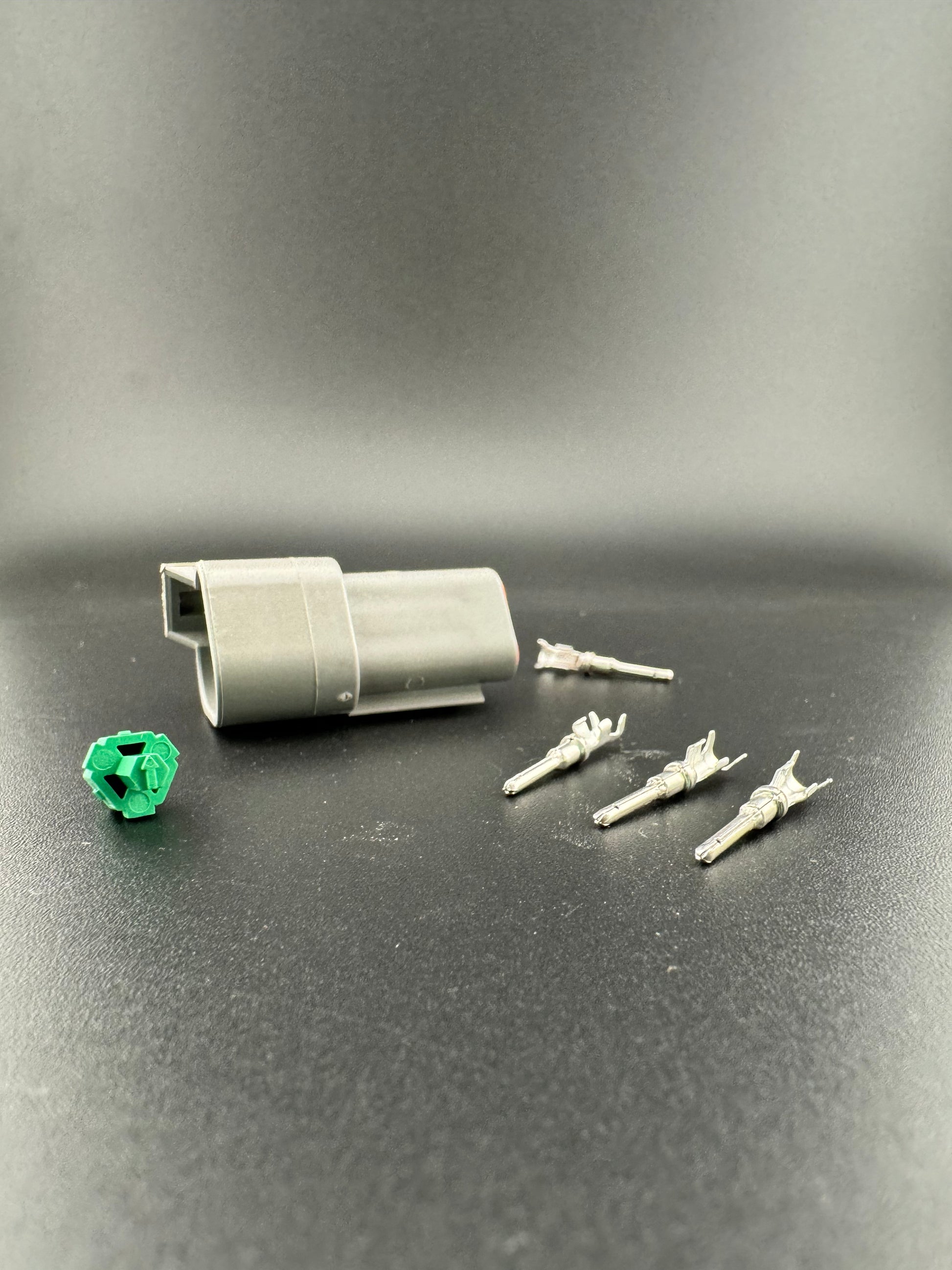 3 circuit Rv connector (view 5) – SkillAbove RV Tech Tools